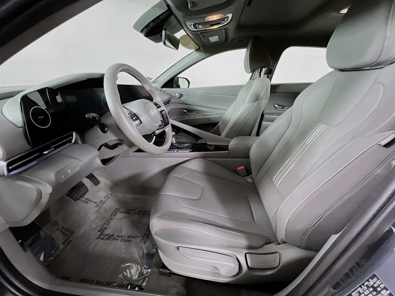 2024 Hyundai Elantra SEL - Photo 21
