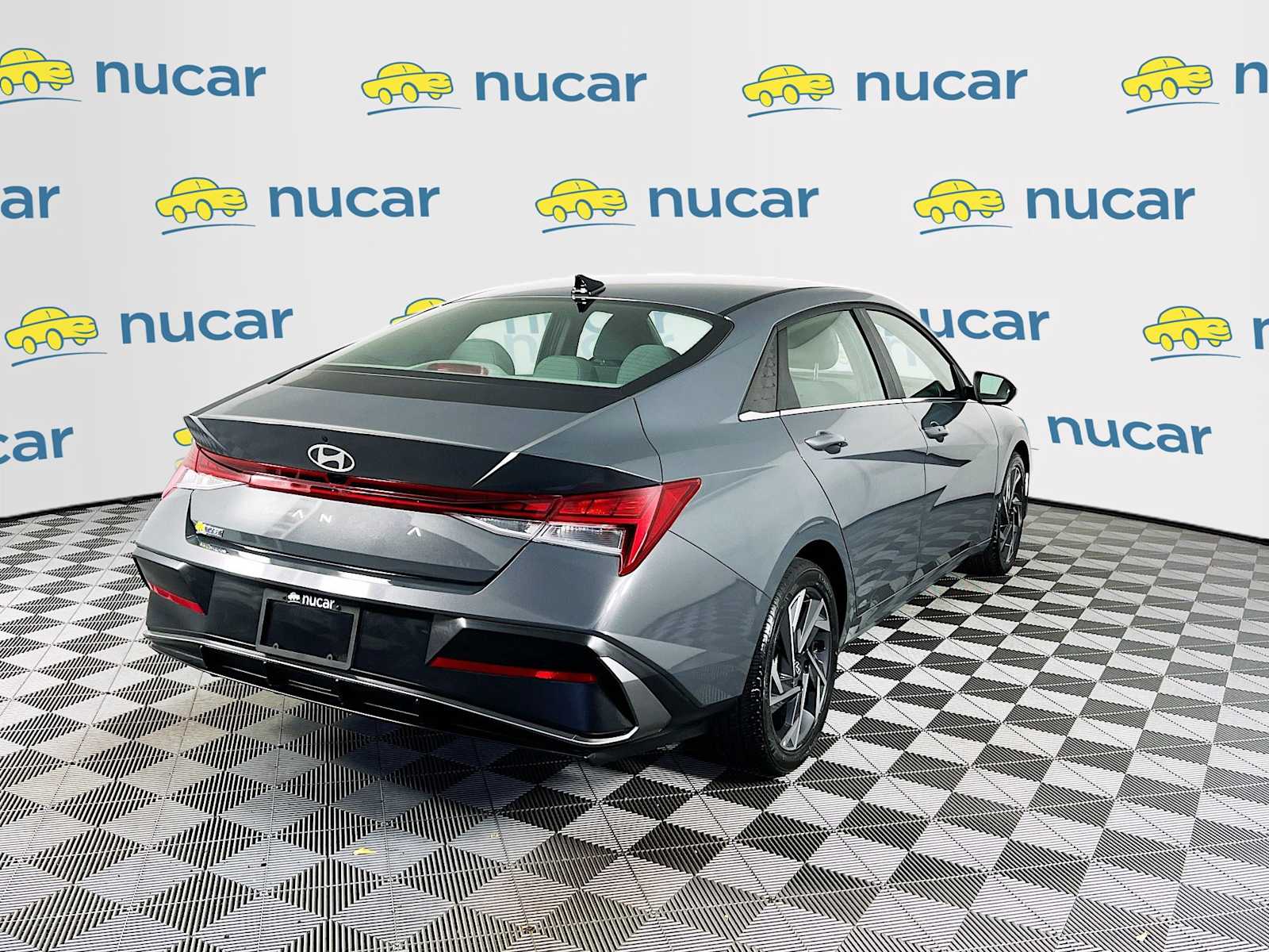 2024 Hyundai Elantra SEL - Photo 7