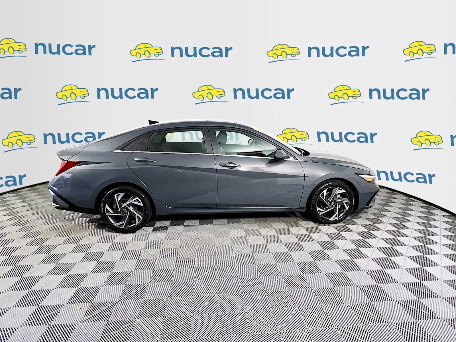 2024 Hyundai Elantra SEL - Photo 8
