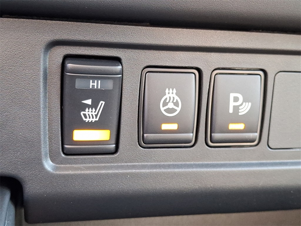 2025 Nissan Frontier PRO-4X - Photo 17