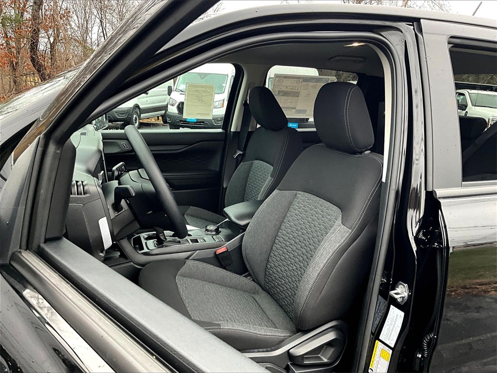 2025 Ford Ranger XL - Photo 10