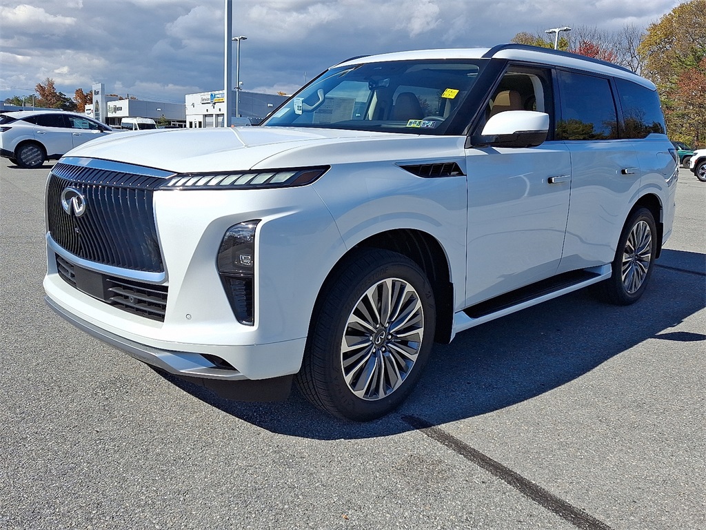 2026 INFINITI QX80 LUXE - Photo 2
