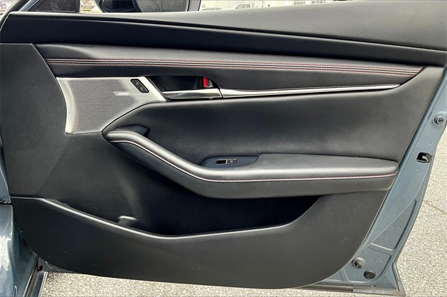 2022 Mazda Mazda3 Carbon Edition - Photo 12