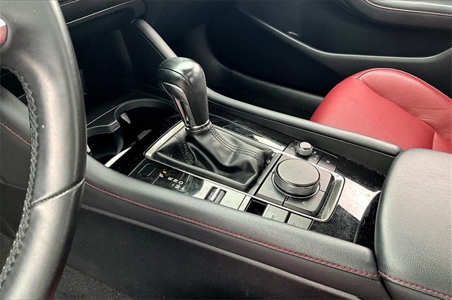 2022 Mazda Mazda3 Carbon Edition - Photo 19