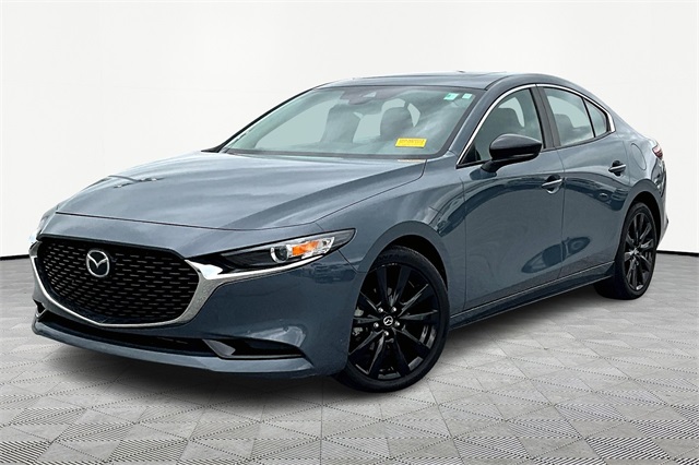 2022 Mazda Mazda3 Carbon Edition - Photo 3