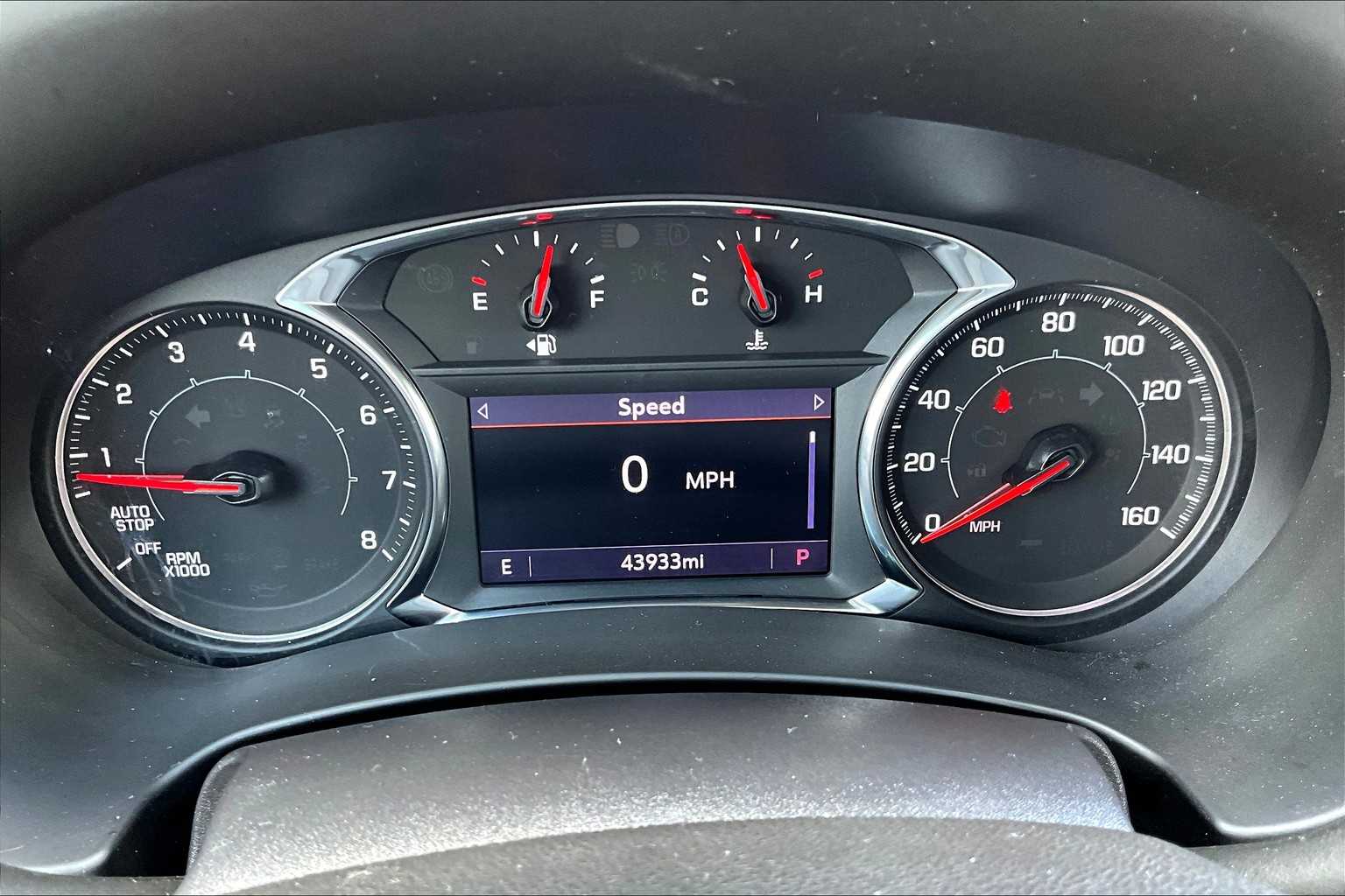 2023 GMC Terrain SLT - Photo 24