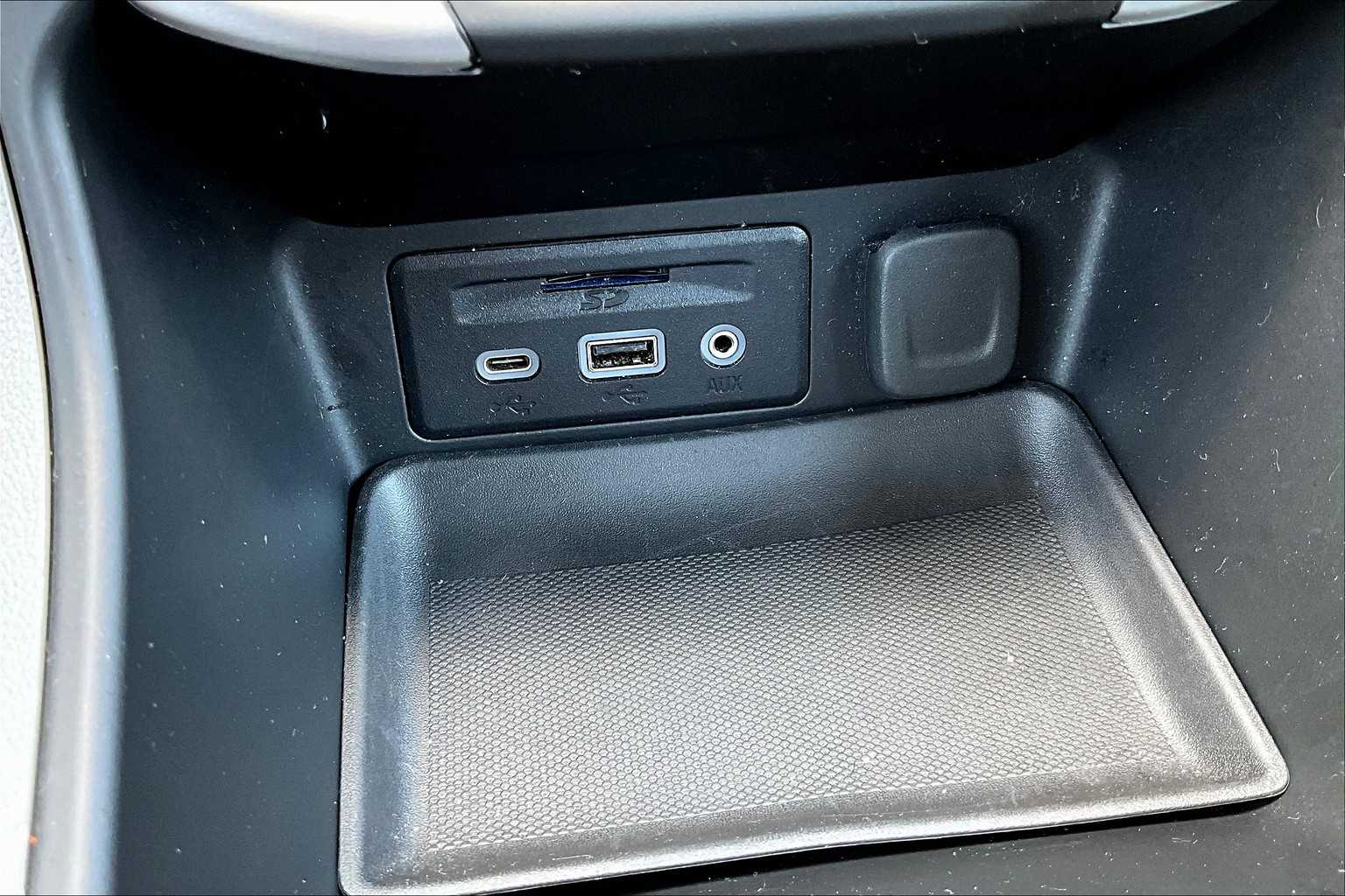 2023 GMC Terrain SLT - Photo 25