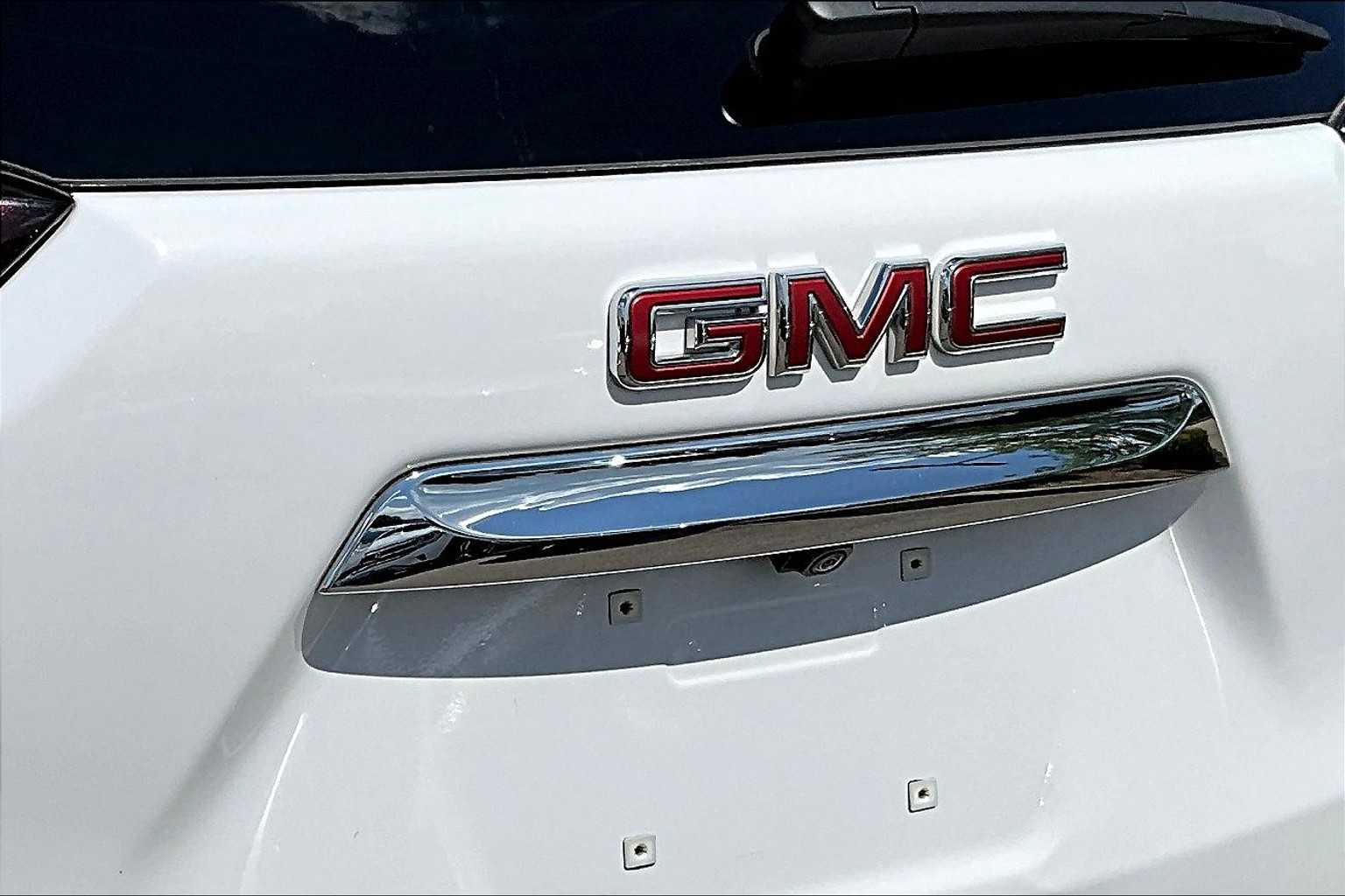 2023 GMC Terrain SLT - Photo 27