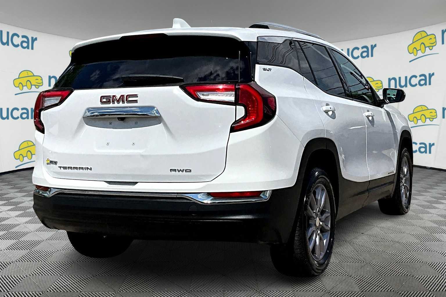 2023 GMC Terrain SLT - Photo 6