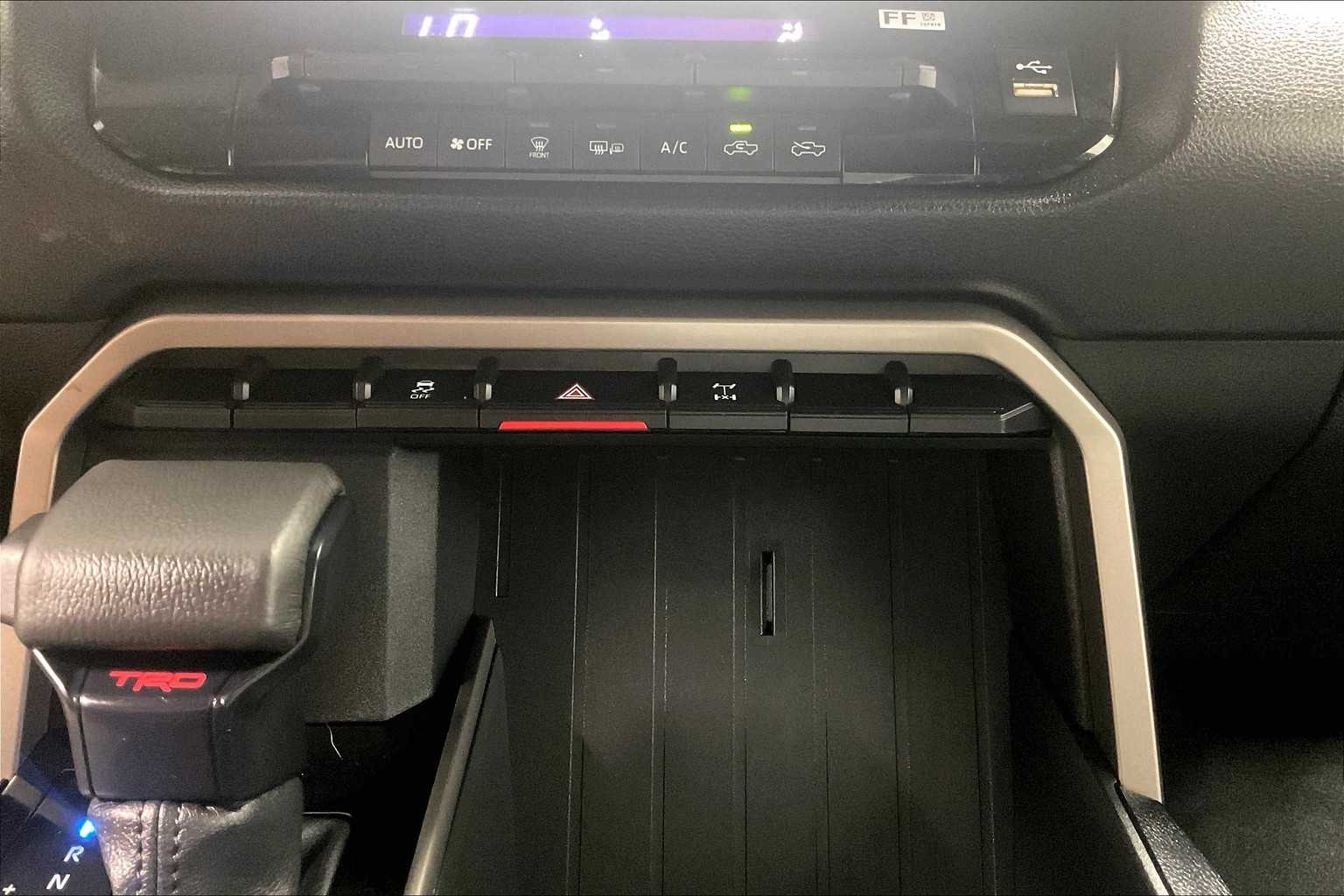 2024 Toyota Tundra SR5 - Photo 25