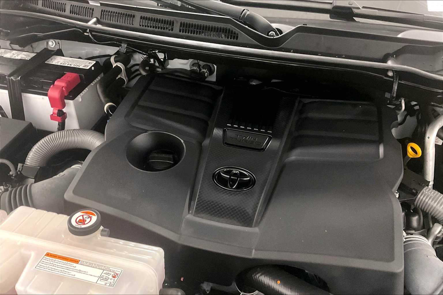 2024 Toyota Tundra SR5 - Photo 35