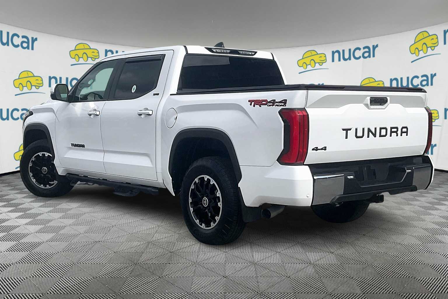 2024 Toyota Tundra SR5 - Photo 4