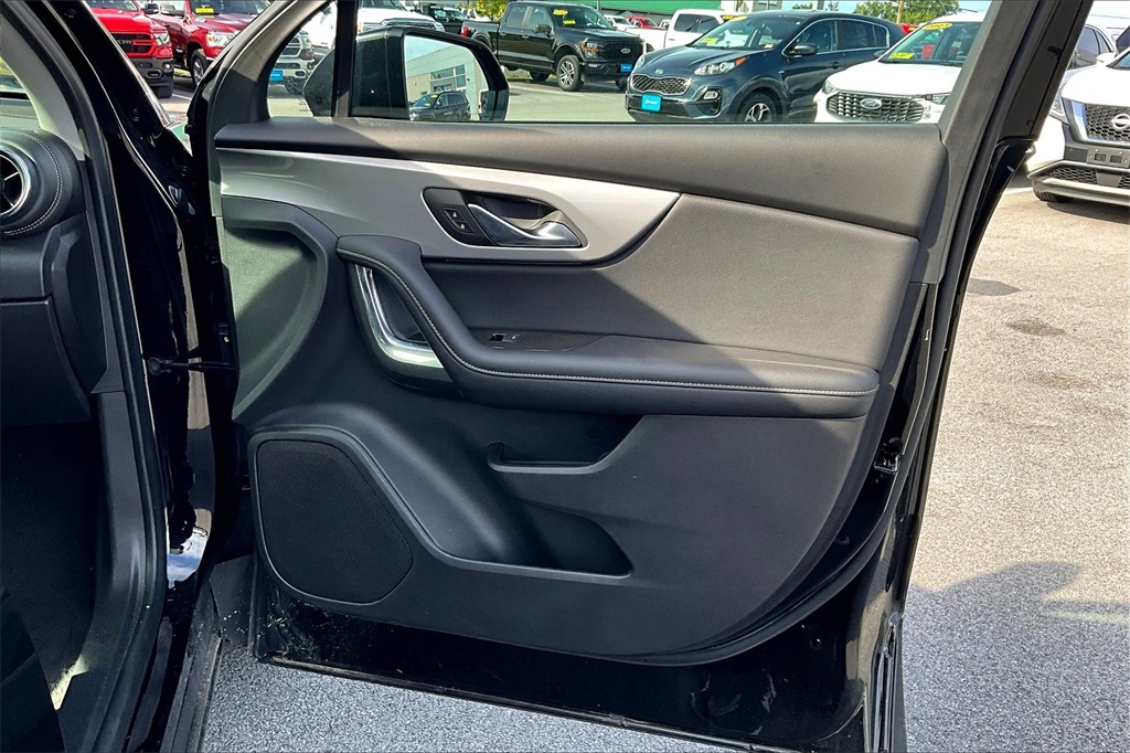 2023 Chevrolet Blazer LT - Photo 12