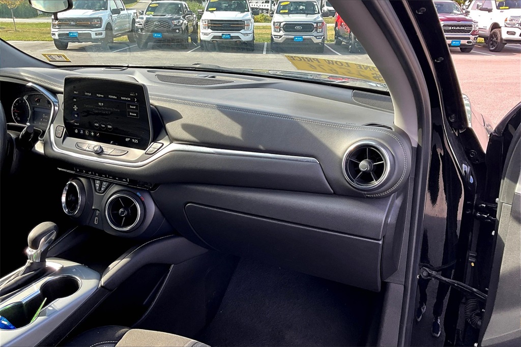 2023 Chevrolet Blazer LT - Photo 13
