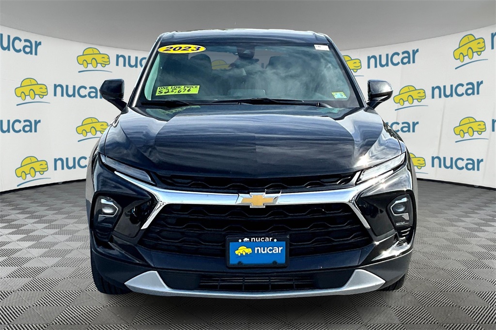 2023 Chevrolet Blazer LT - Photo 2