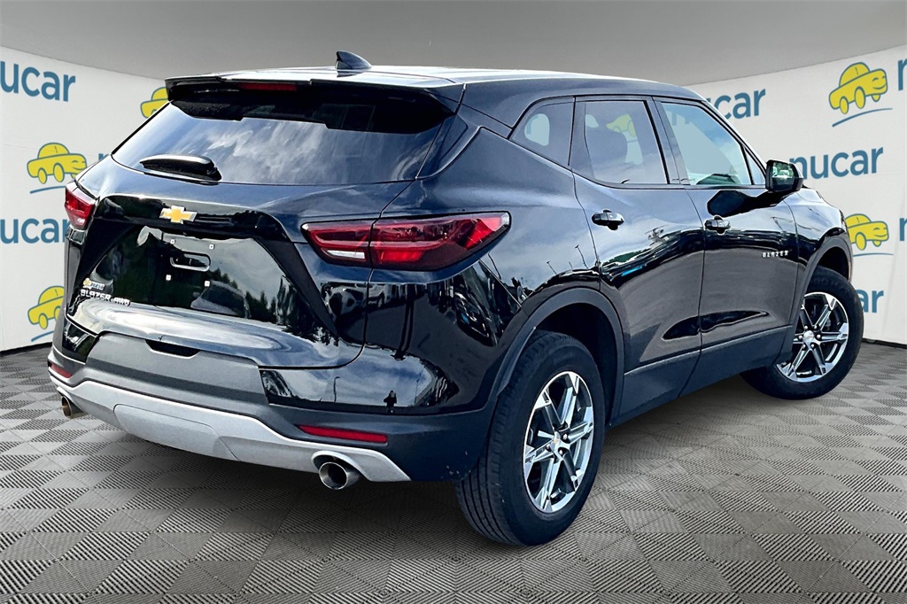 2023 Chevrolet Blazer LT - Photo 6