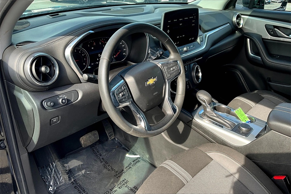 2023 Chevrolet Blazer LT - Photo 8