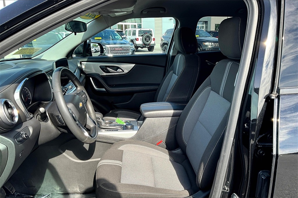 2023 Chevrolet Blazer LT - Photo 10