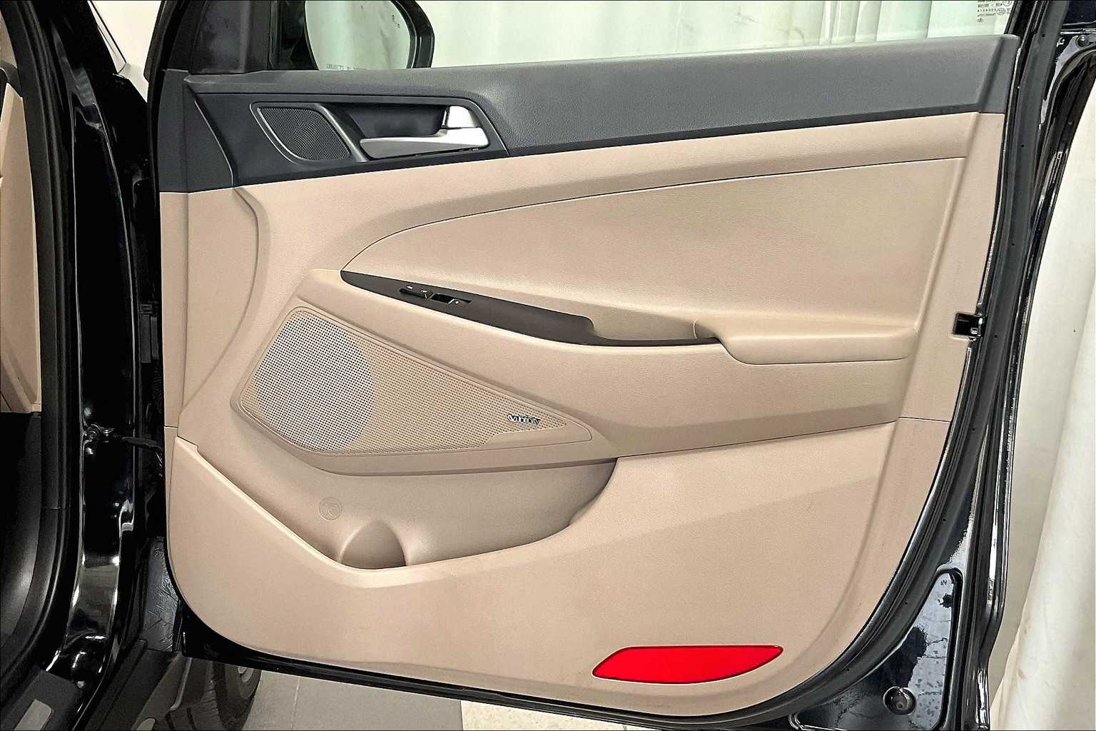 2020 Hyundai Tucson Limited - Photo 12