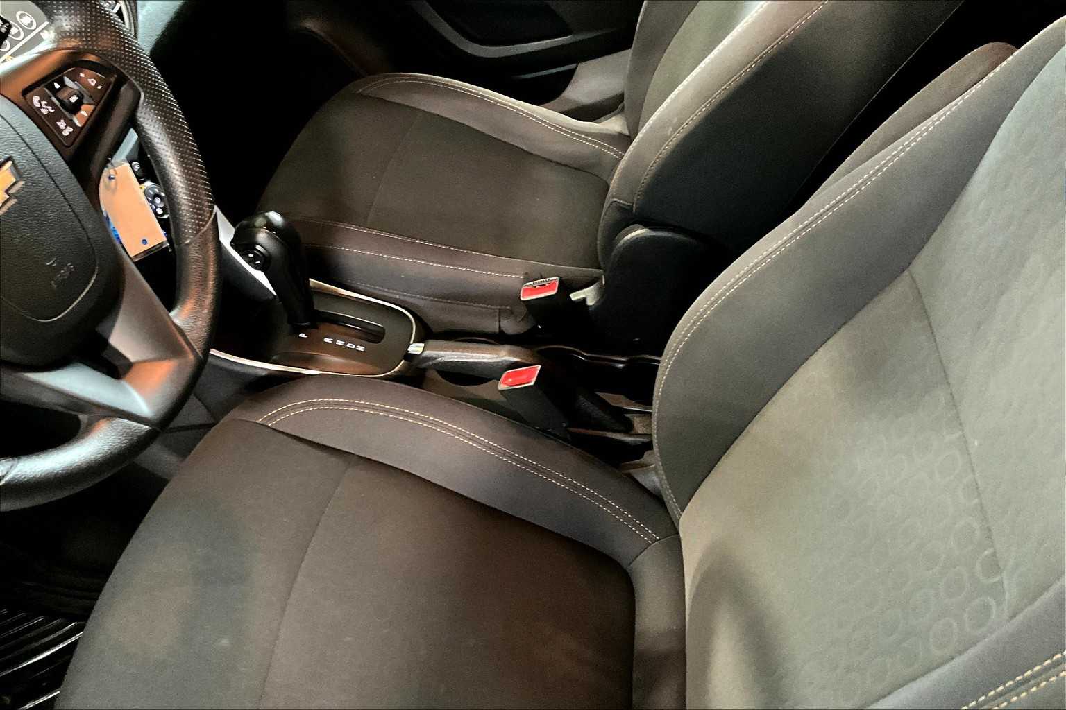 2019 Chevrolet Trax LS - Photo 20