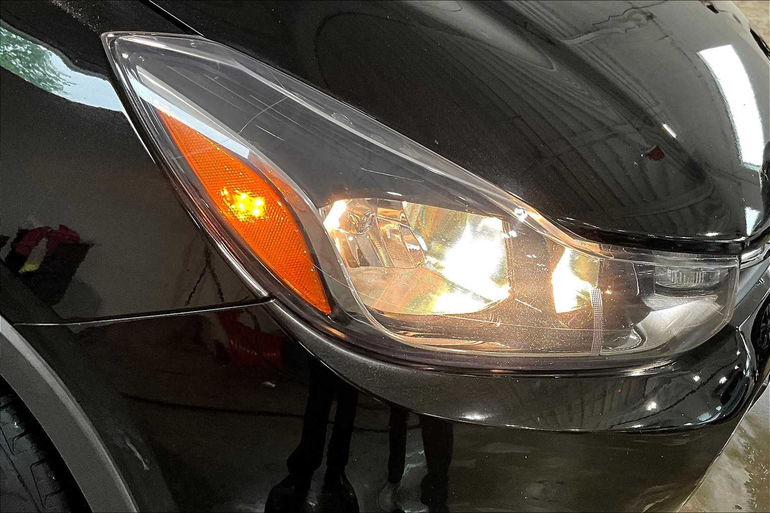 2019 Chevrolet Trax LS - Photo 31