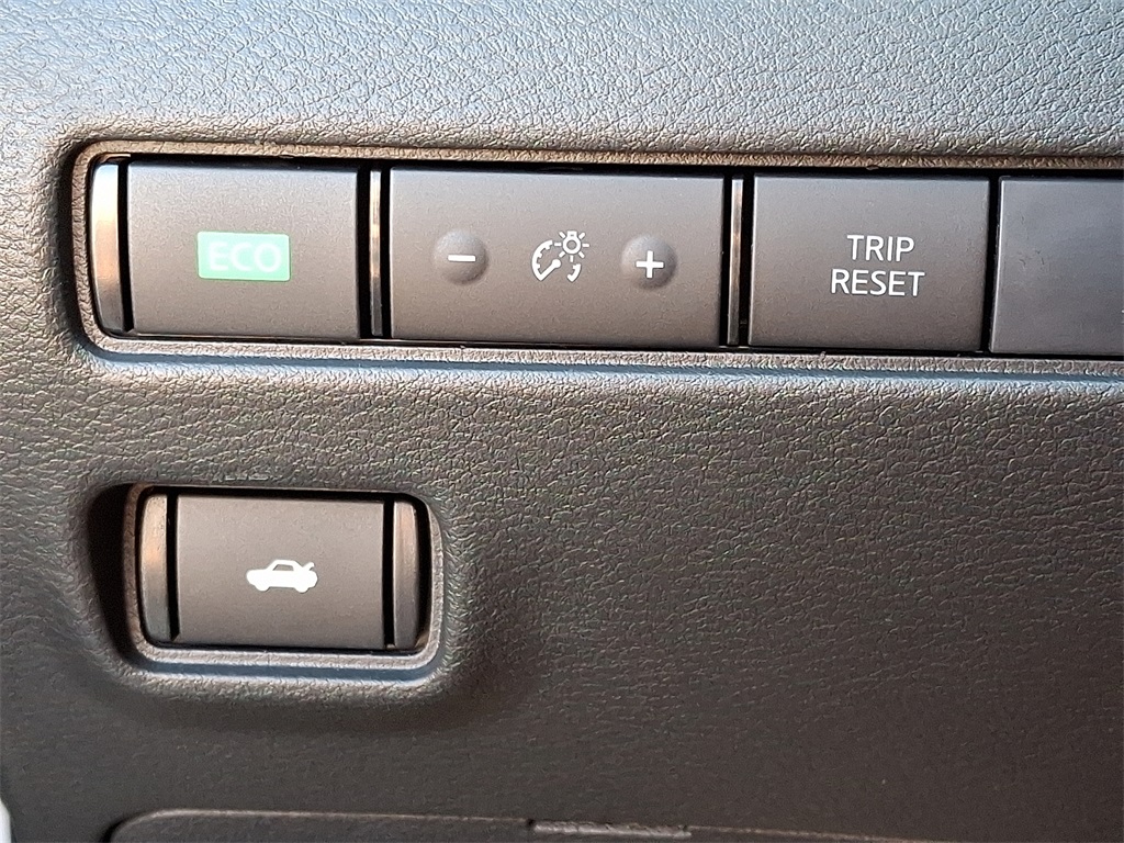 2025 Nissan Sentra S - Photo 17