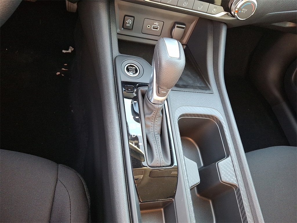 2025 Nissan Sentra S - Photo 10
