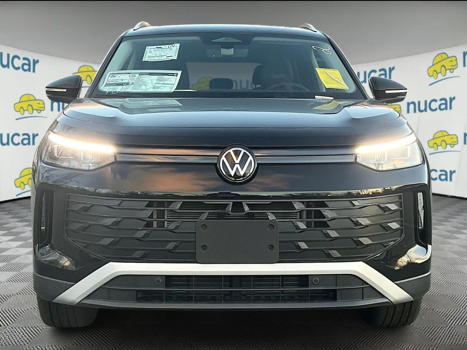2026 Volkswagen Tiguan SE - Photo 3