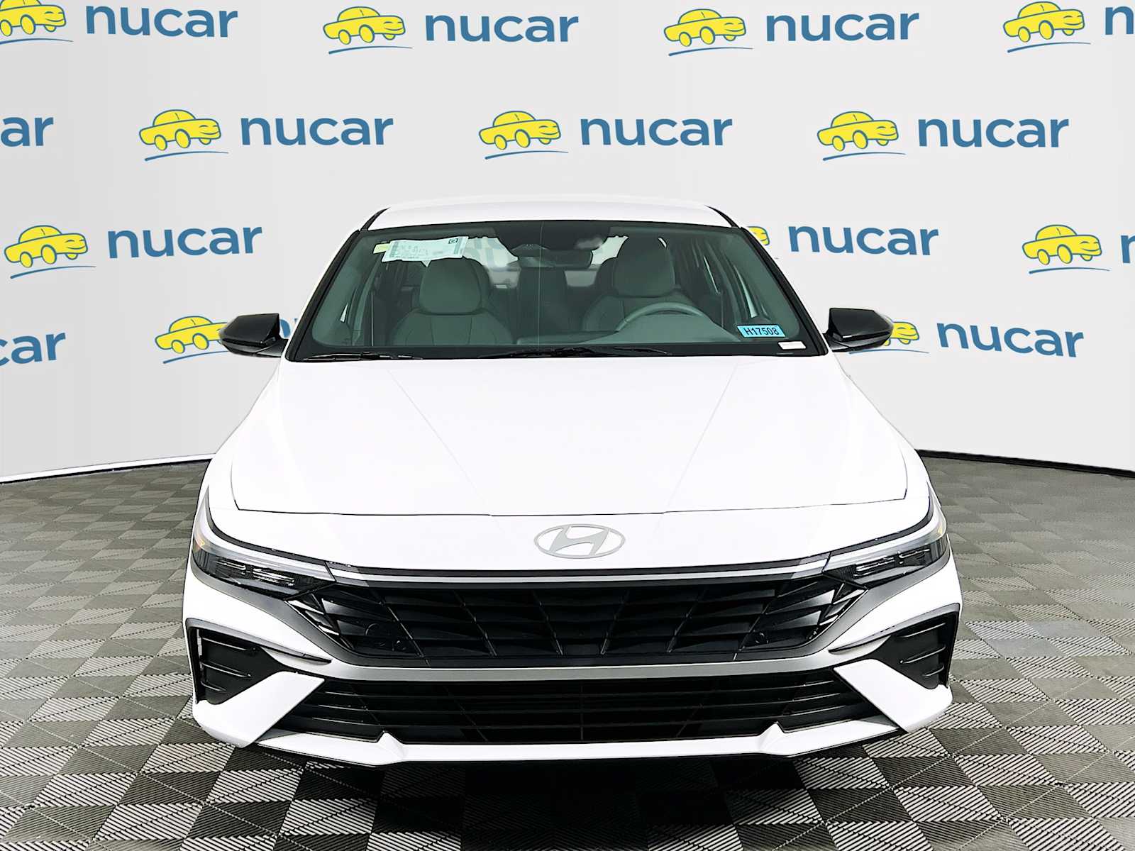 2025 Hyundai Elantra SEL Sport - Photo 2