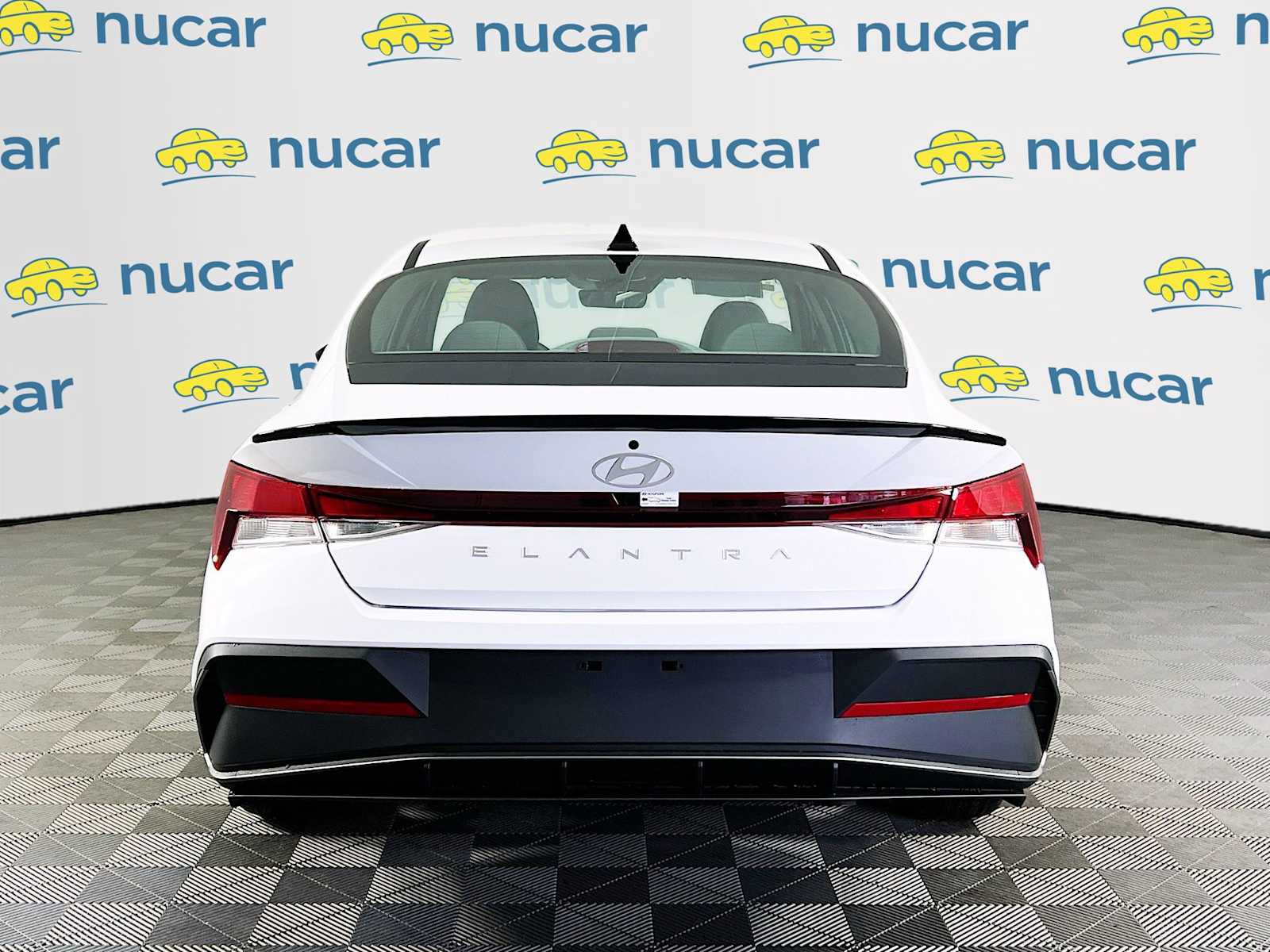 2025 Hyundai Elantra SEL Sport - Photo 5