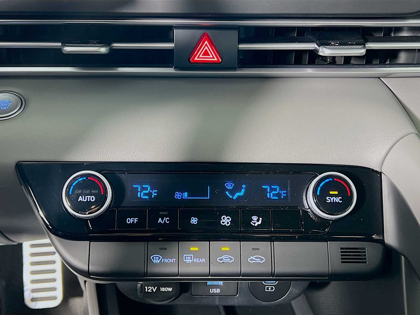 2025 Hyundai Elantra SEL Sport - Photo 10