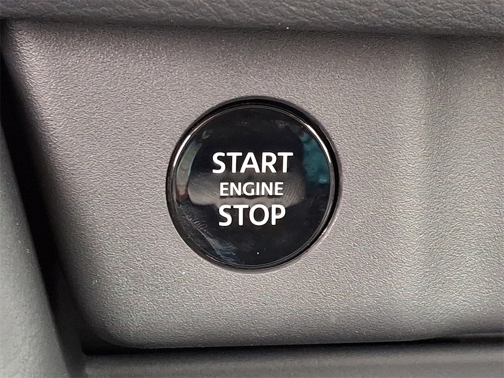 2026 Nissan Rogue SV - Photo 15