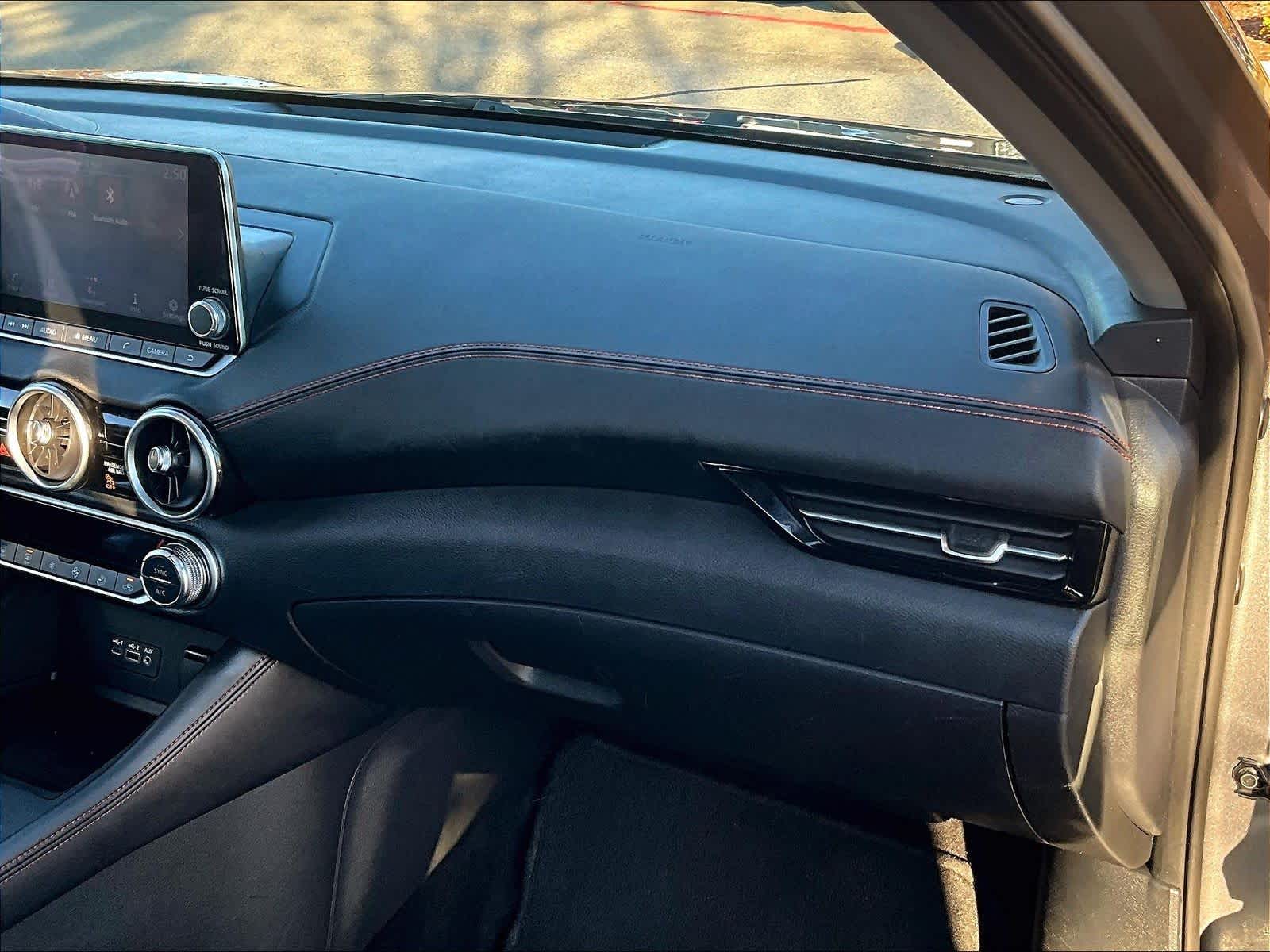 2022 Nissan Sentra SR - Photo 13