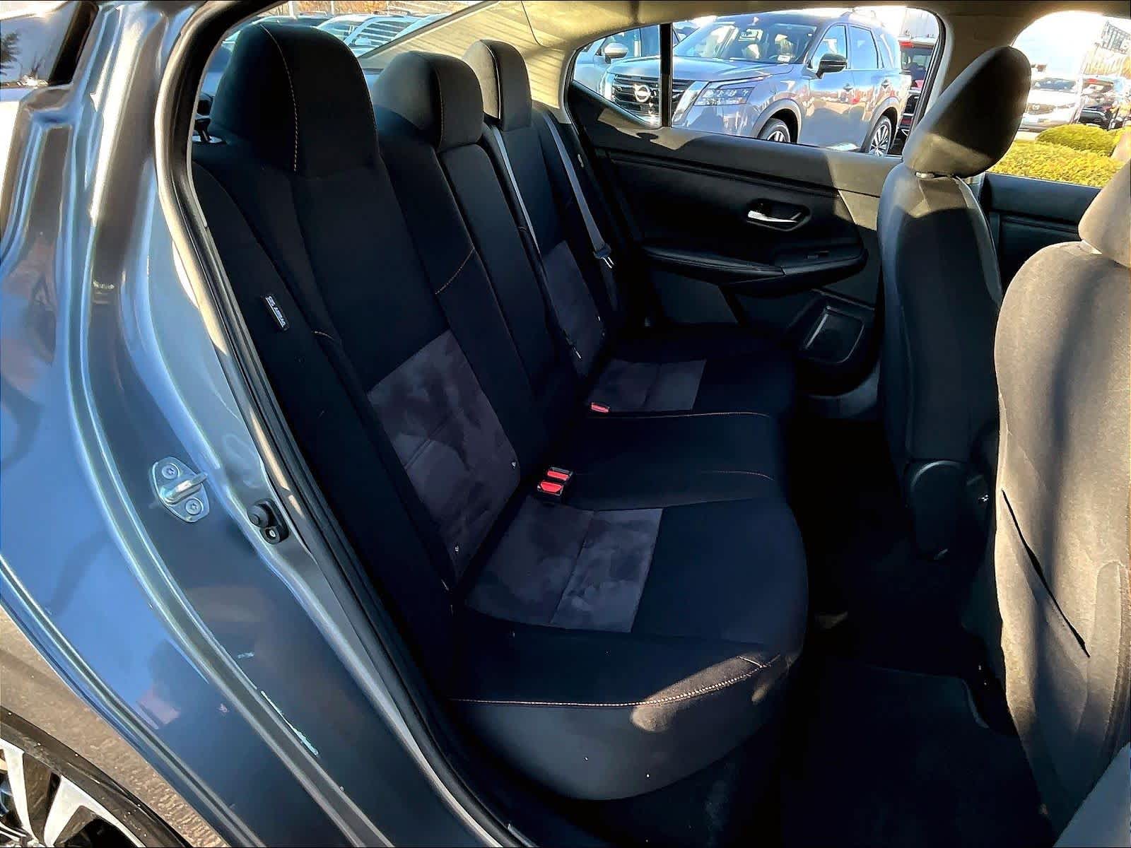 2022 Nissan Sentra SR - Photo 16