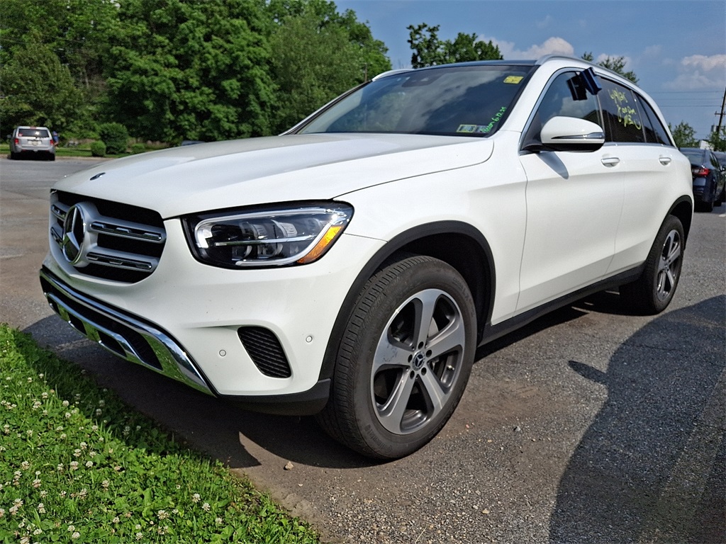 2022 Mercedes-Benz GLC GLC 300 - Photo 3