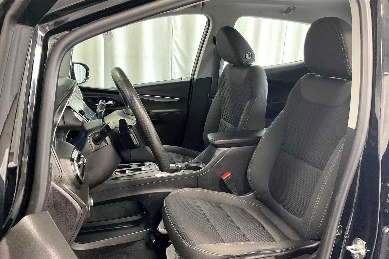 2023 Chevrolet Bolt EV 1LT - Photo 10