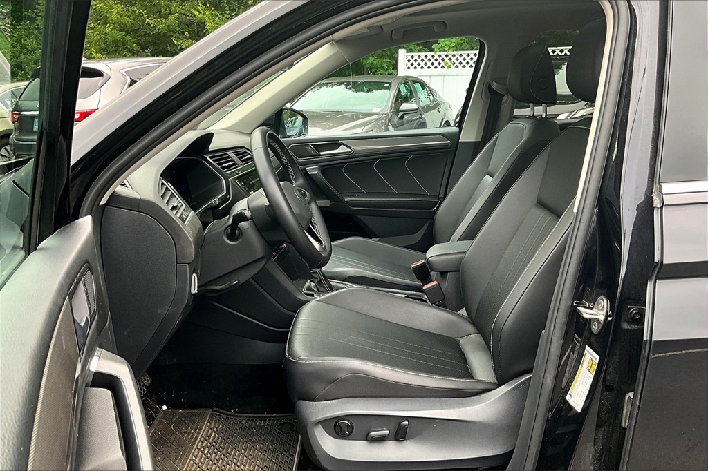 2022 Volkswagen Tiguan 2.0T SE - Photo 7
