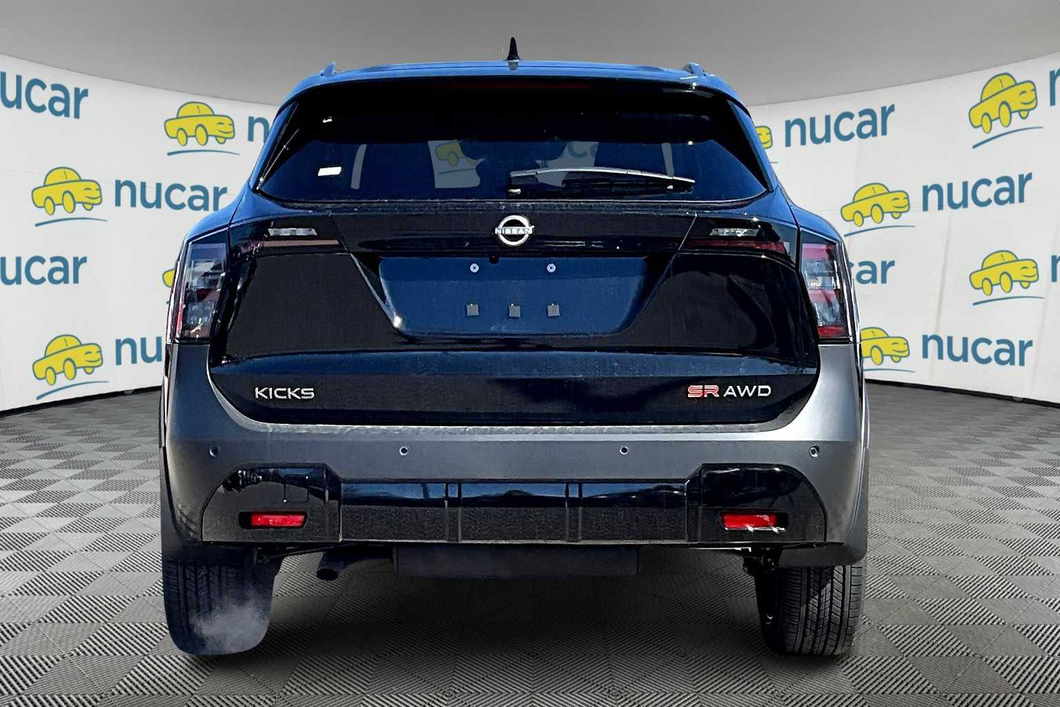2025 Nissan Kicks SR - Photo 6