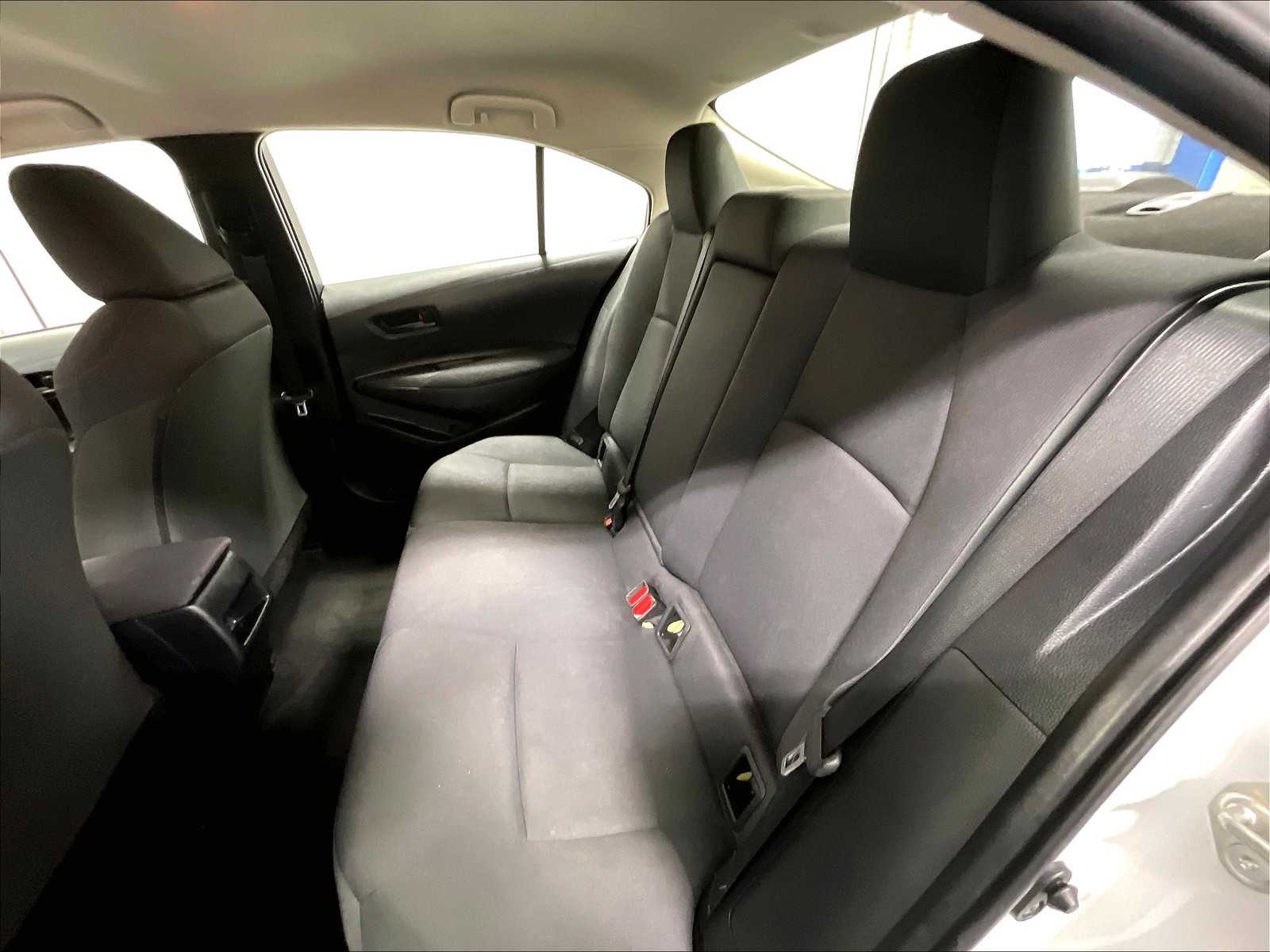 2022 Toyota Corolla LE - Photo 15