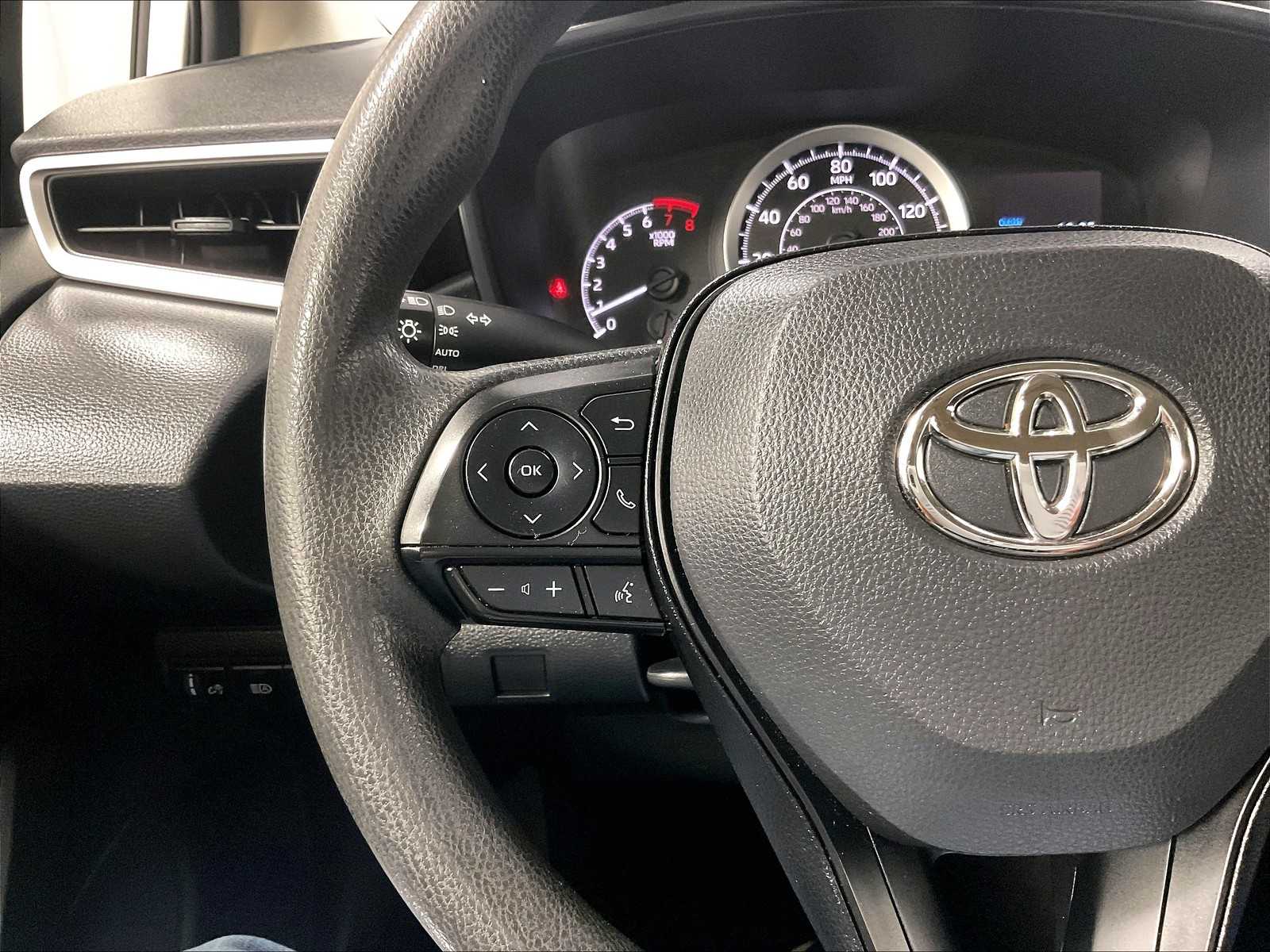 2022 Toyota Corolla LE - Photo 22