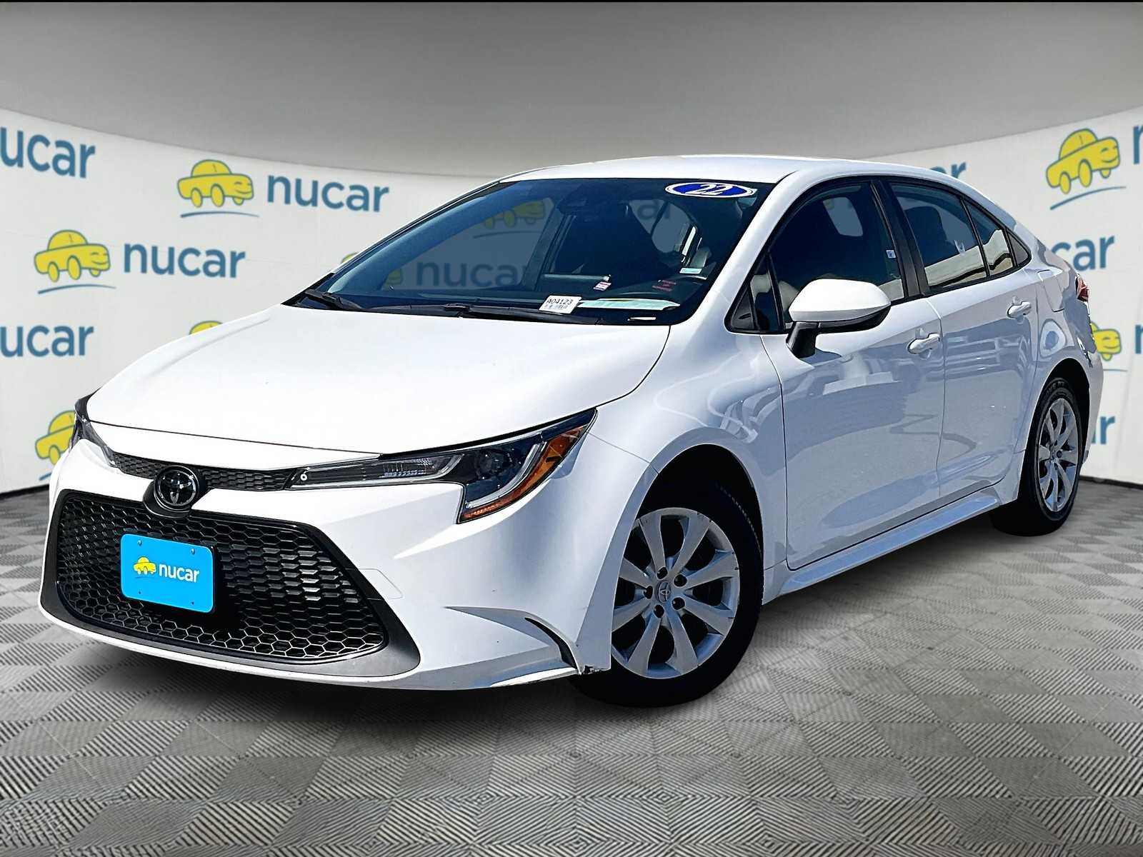 2022 Toyota Corolla LE - Photo 3