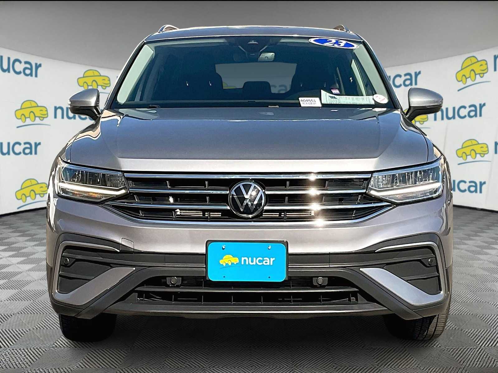 2022 Volkswagen Tiguan SE - Photo 2