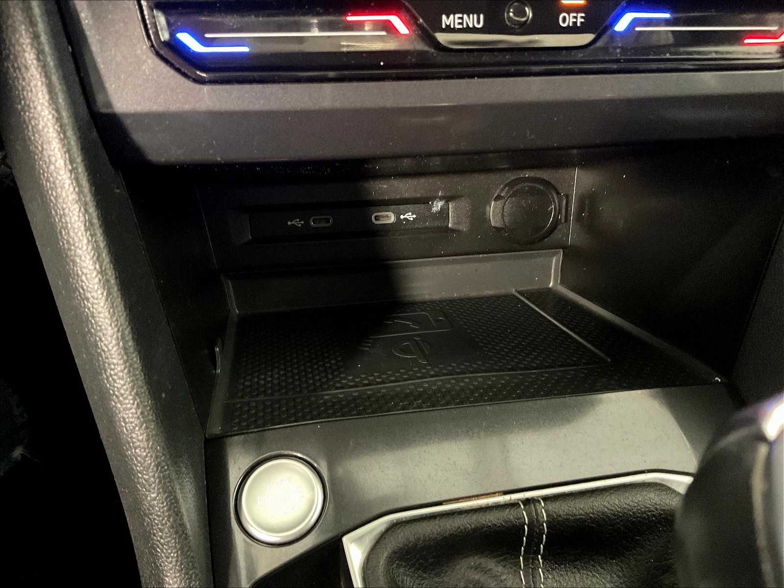 2022 Volkswagen Tiguan SE - Photo 26