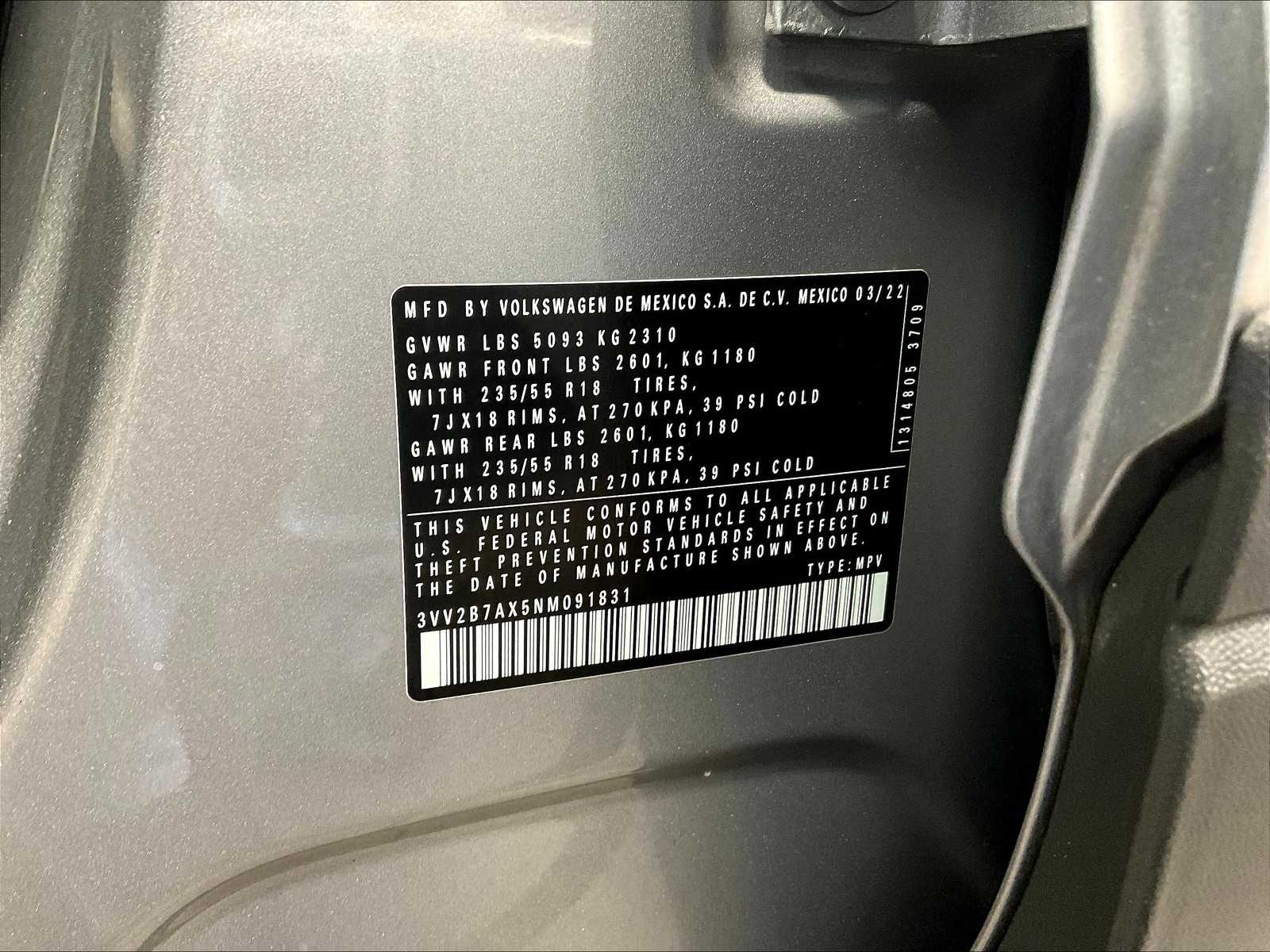 2022 Volkswagen Tiguan SE - Photo 35