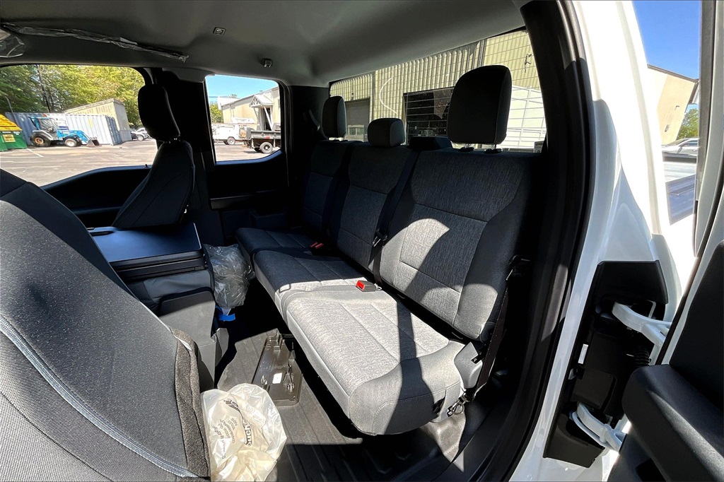 2024 Ford F-150 XL - Photo 11