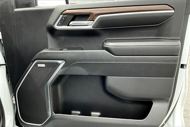 2023 Chevrolet Silverado 1500 RST - Photo 12