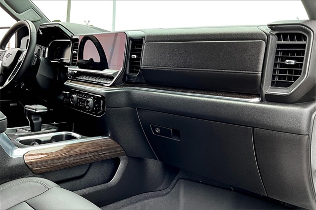 2023 Chevrolet Silverado 1500 RST - Photo 13