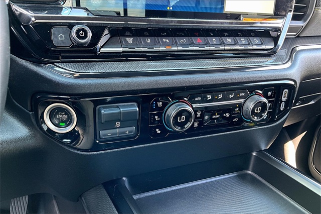 2025 Chevrolet Silverado 2500HD ZR2 - Photo 23