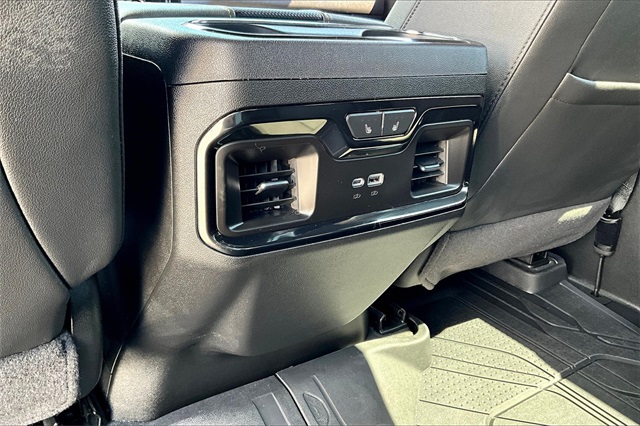 2025 Chevrolet Silverado 2500HD ZR2 - Photo 24