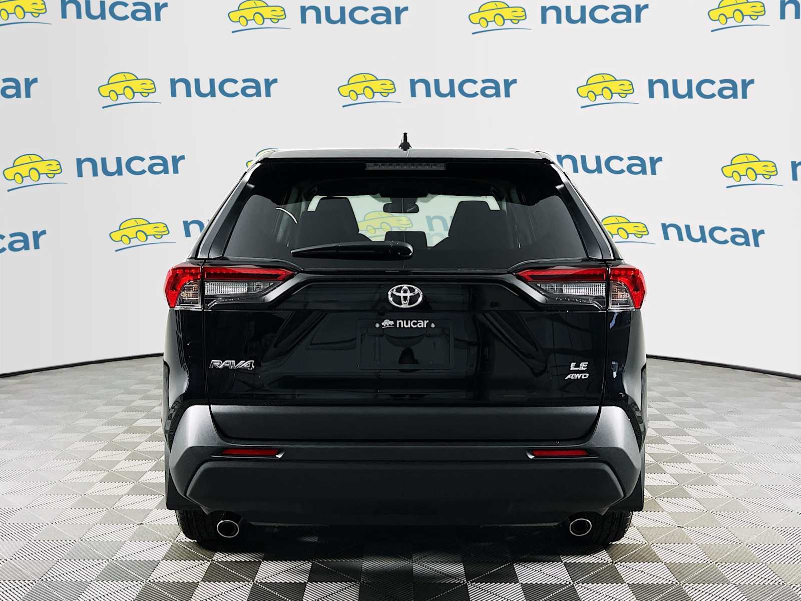 2025 Toyota RAV4 LE - Photo 5